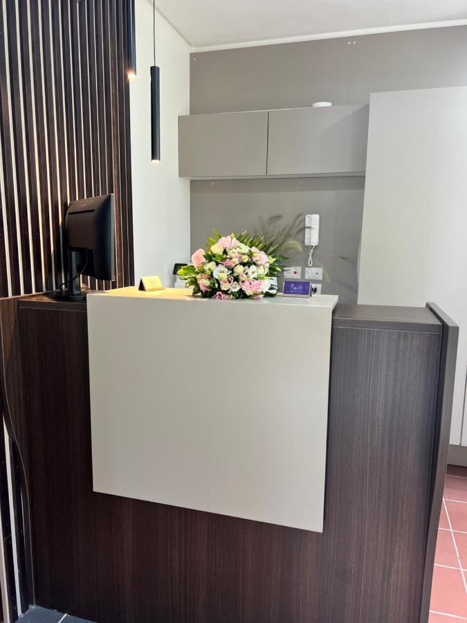 Boutique Hotel Palazzo Donna Iulia 포츠올리 외부 사진
