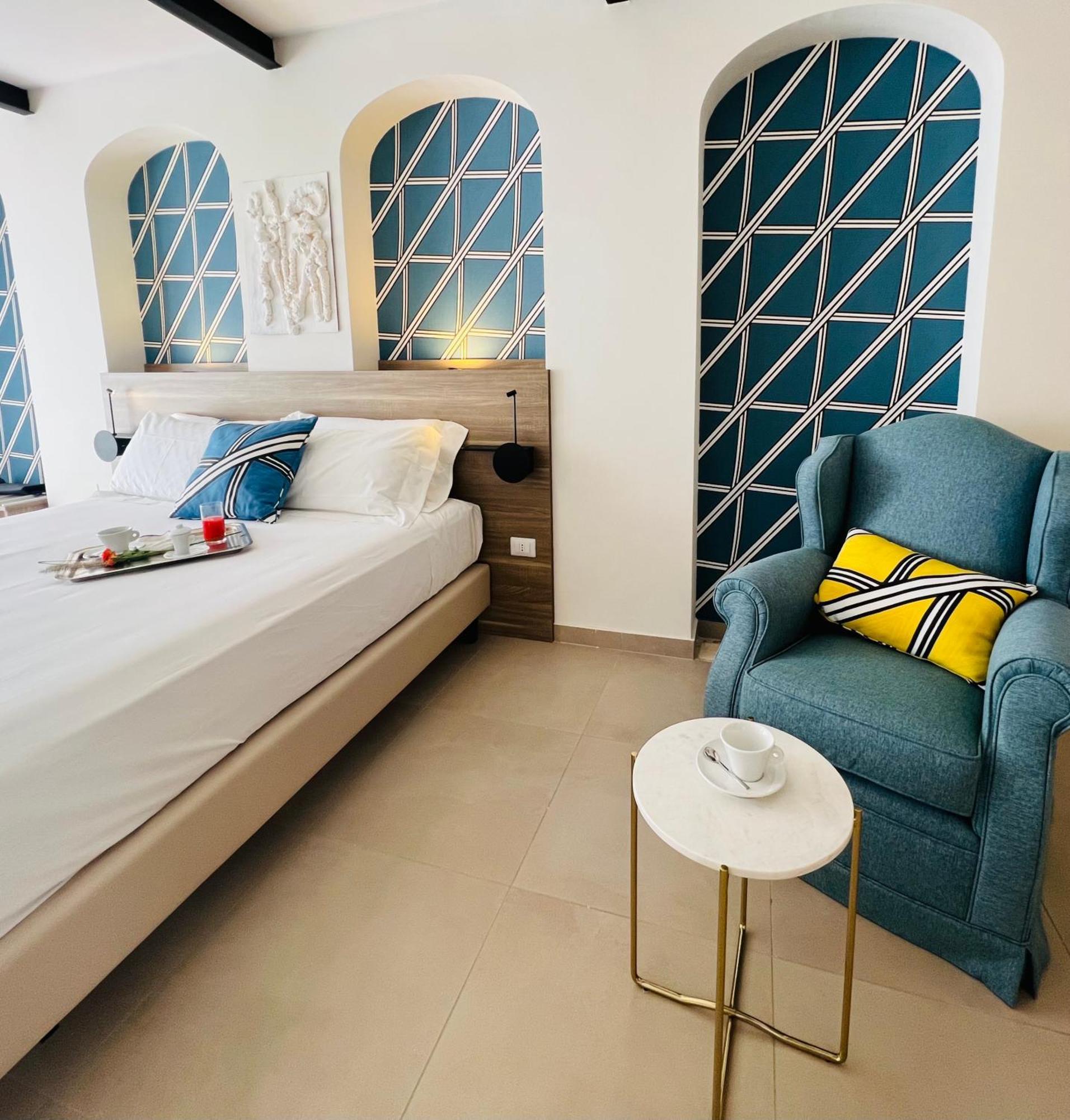 Boutique Hotel Palazzo Donna Iulia 포츠올리 외부 사진