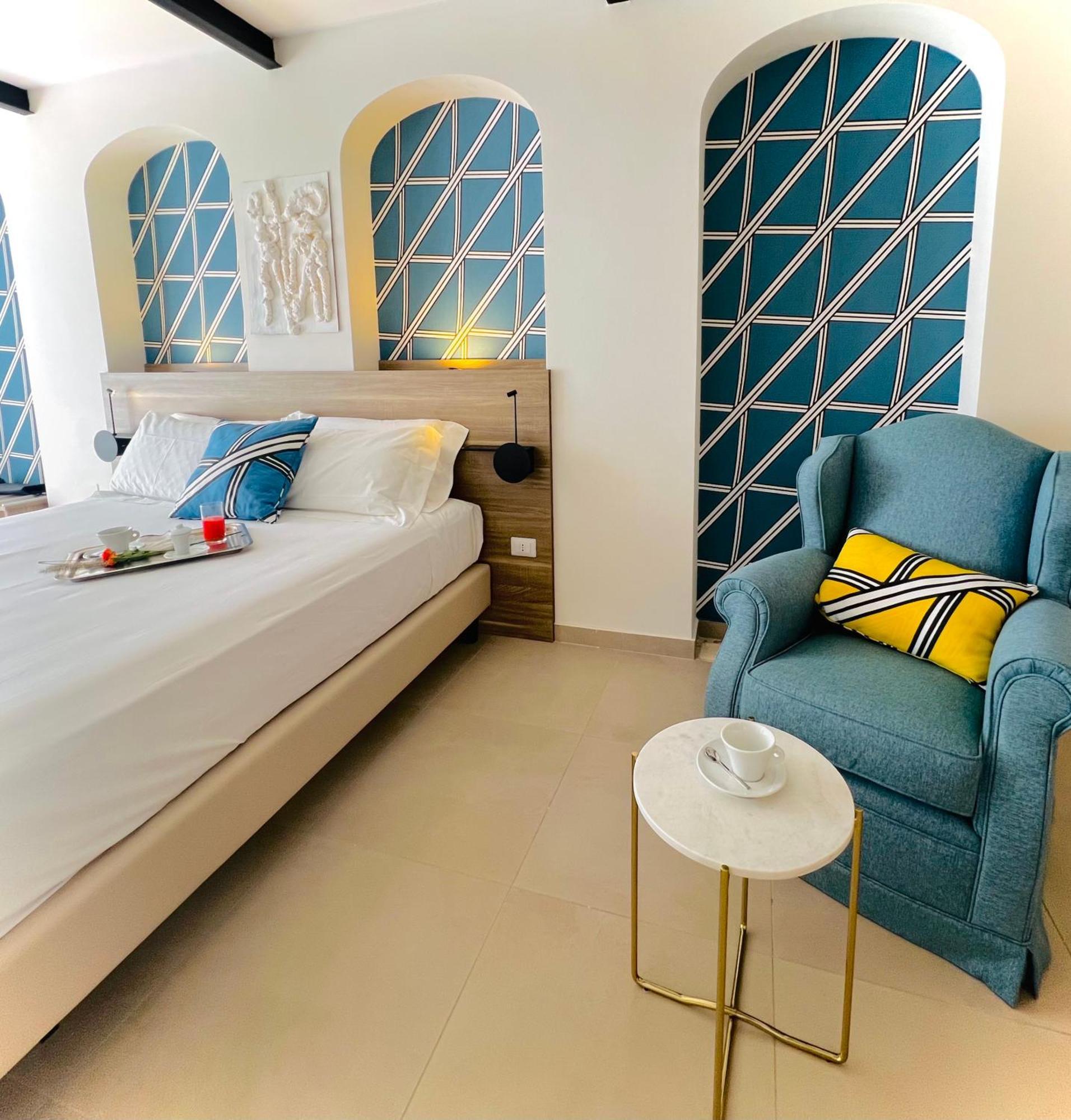 Boutique Hotel Palazzo Donna Iulia 포츠올리 외부 사진